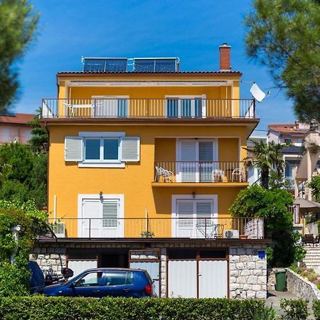 Blazi Apartamento Crikvenica Exterior foto