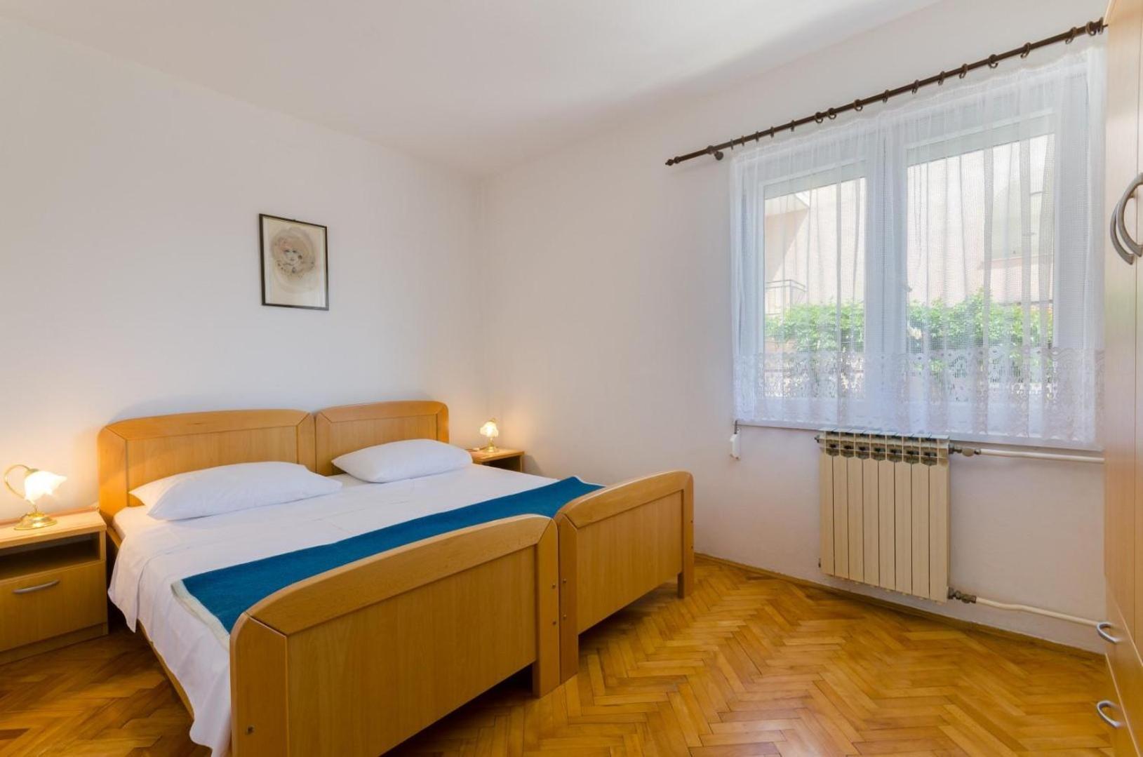 Blazi Apartamento Crikvenica Quarto foto