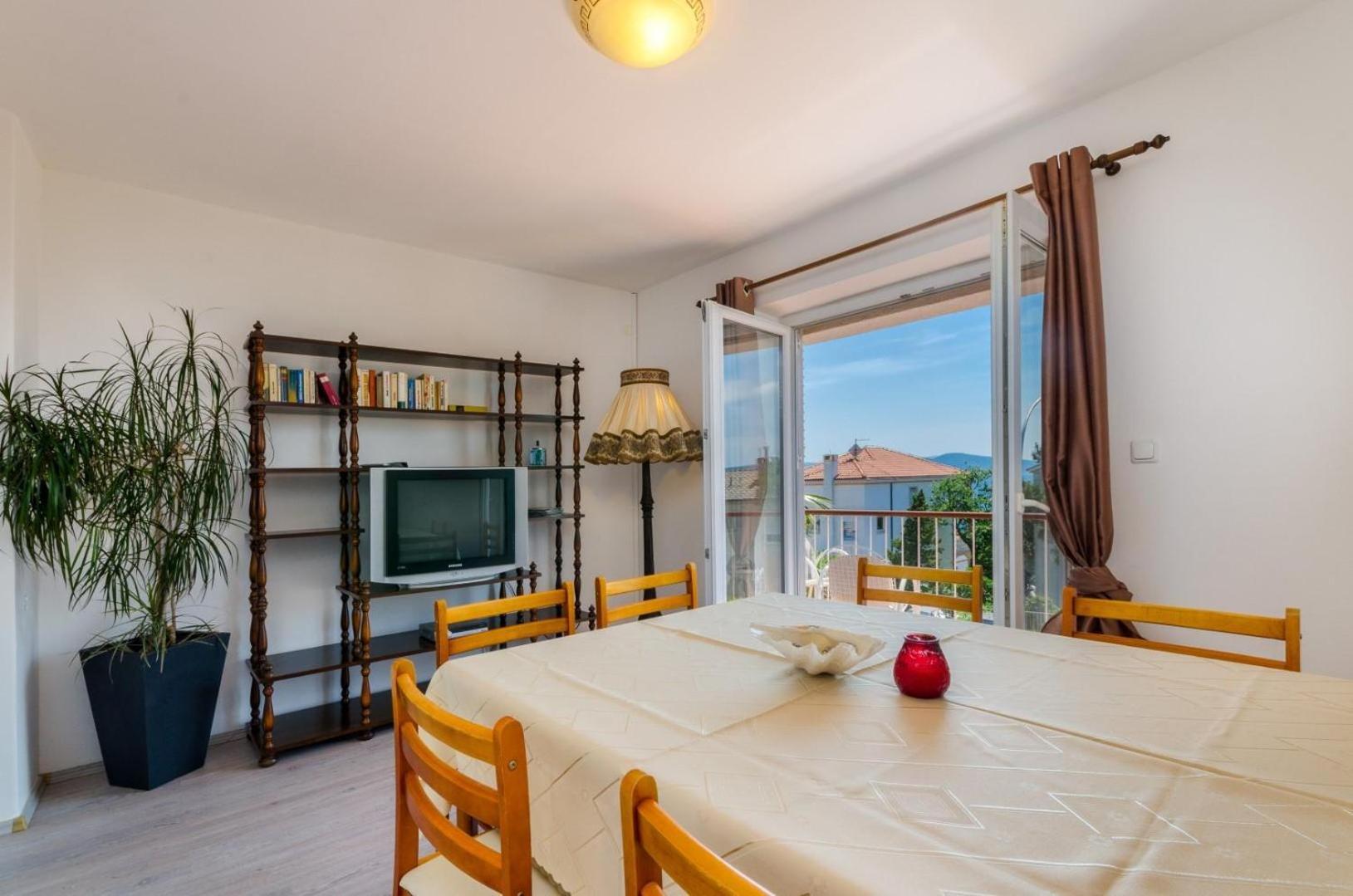 Blazi Apartamento Crikvenica Quarto foto